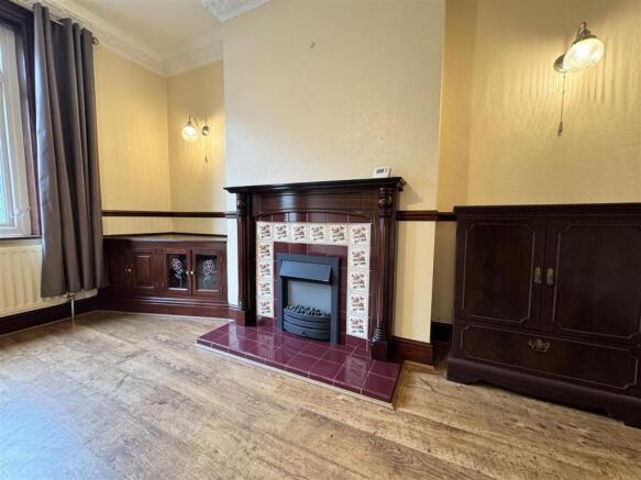 2 bed Terraced for sale Image 8