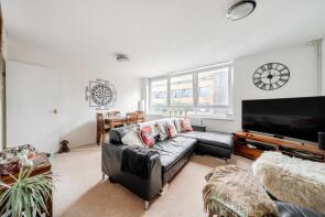14, 32 Burnett Court, Parkham Street, London SW11 3UA