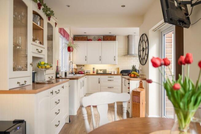 3 bed Detached for sale Image 5