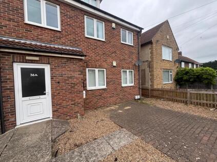 Flat 1, 36A Laurel Road, Armthorpe, Doncaster, South Yorkshire DN3 2ES