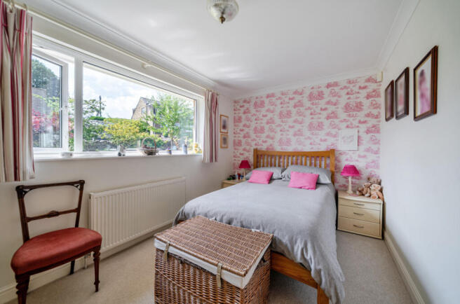3 bed Bungalow for sale Image 9