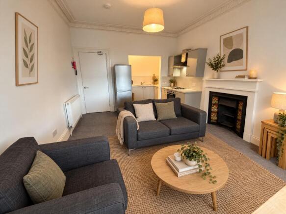 victoria-rd-livingroom-photo-2