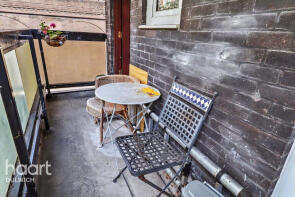 13, Hodister Close, London SE5 0JZ