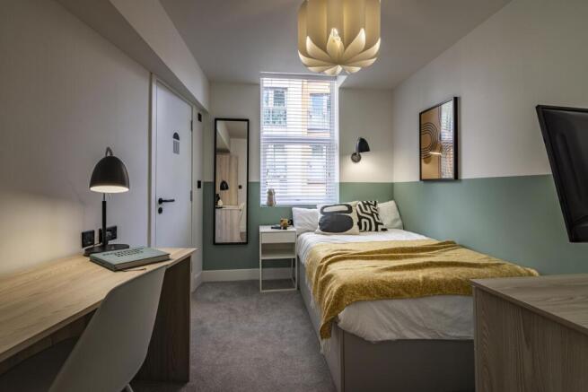 4 Bedrooms