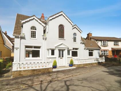 Woodland Crescent, Abercynon, Mountain Ash