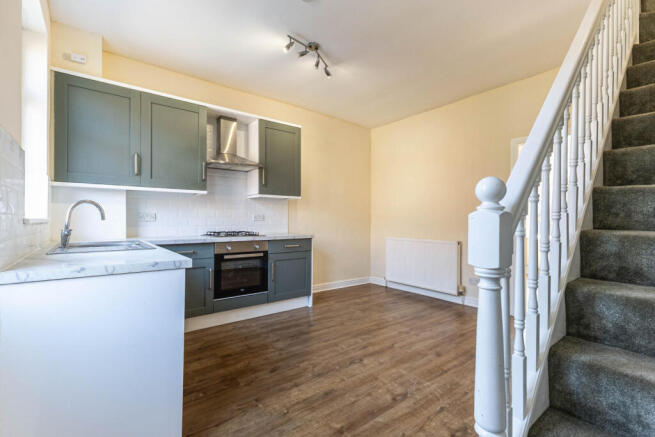 2 bed Terraced for sale Image 6