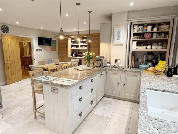 Kitch - Break - Hall 1.JPG