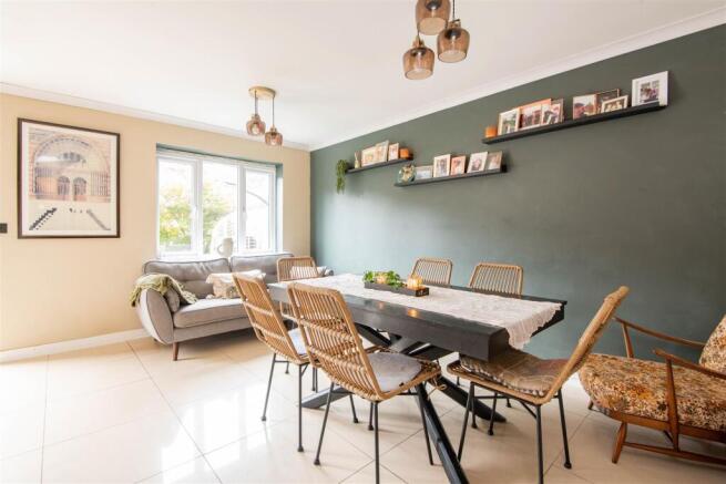 Kitchen & Dining Room