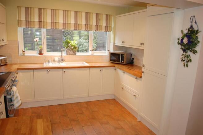 BREAKFAST KITCHEN