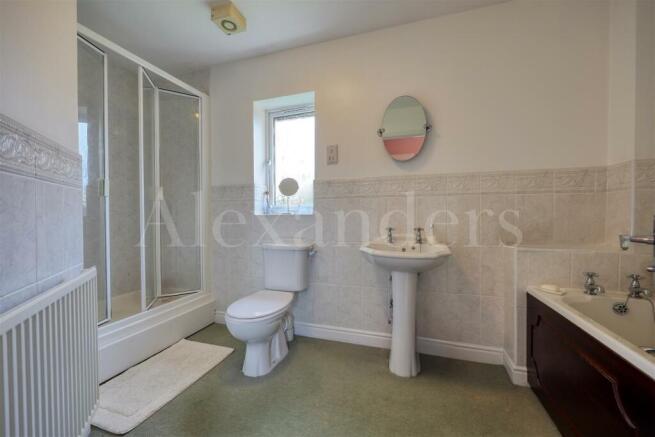 Ensuite
