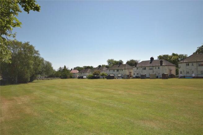2 bed Apartment for sale Image 8