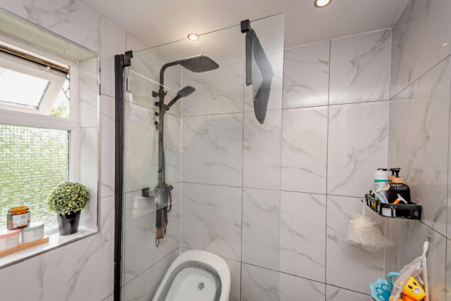 3 bed Semi-Detached for sale Image 12