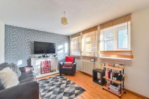 Flat A, Rashleigh Court, Rashleigh Street, London SW8 3AJ