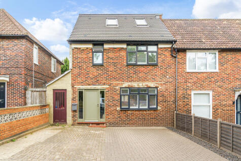 Love Lane, Morden, SM4