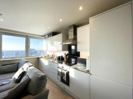 Flat 71, Chartwell Plaza, Southchurch Road, Southend-on-sea SS1 2BQ
