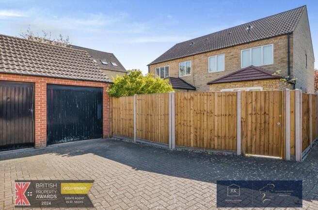 Garage & Parking.