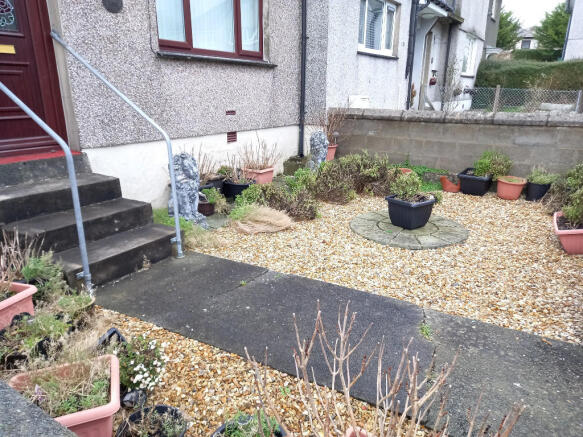 FRONT GARDEN