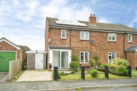 Prince Charles Close, Ludgershall, ANDOVER