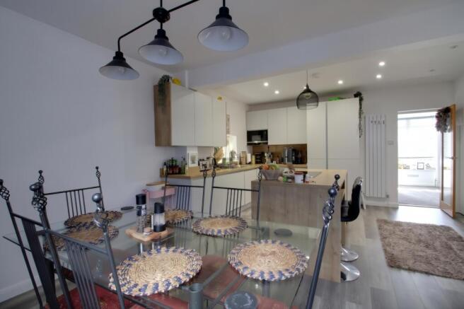 Kitchen diner