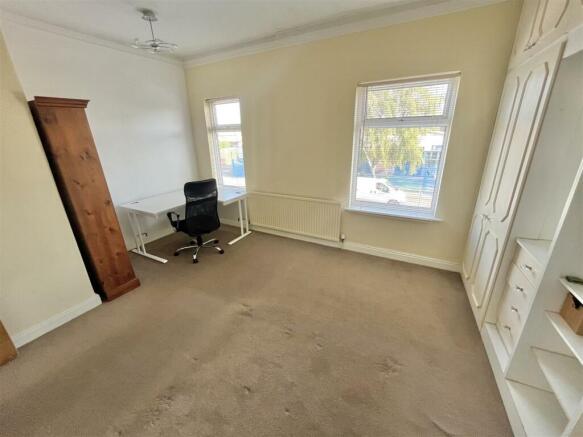 Bedroom 1 Aspect 2