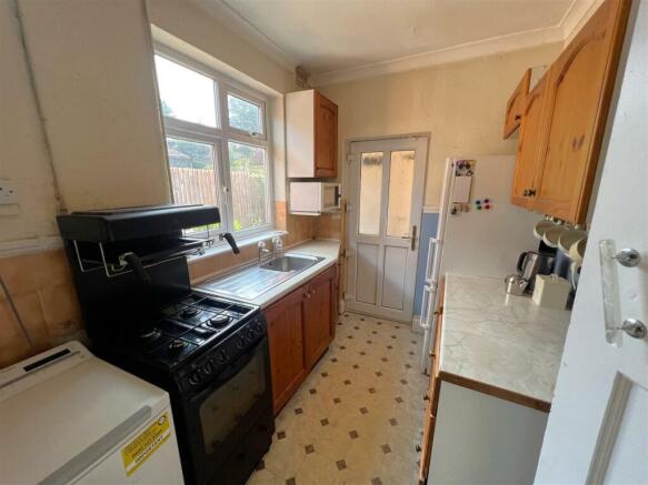 Kitchen.JPG