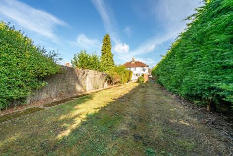 Cavendish Road, Markyate, AL3