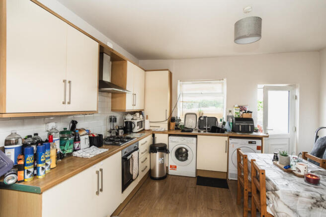 2 bed Terraced for sale Image 5