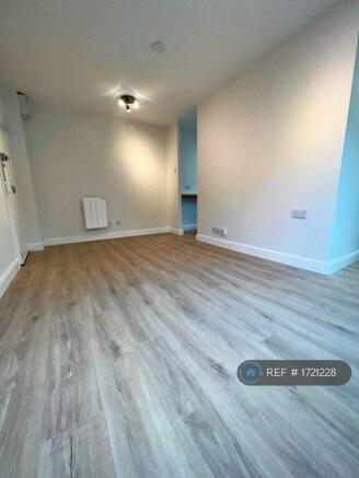 Lounge/Bedroom