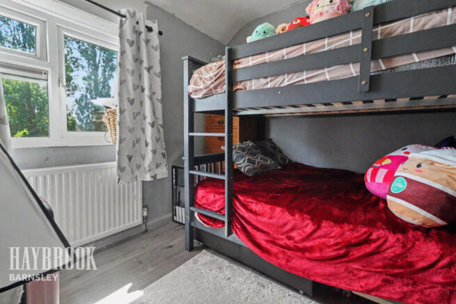 3 bed Semi-Detached for sale Image 9