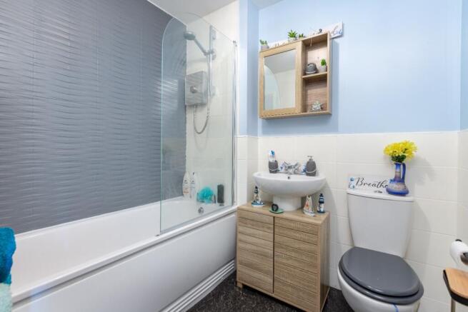 3 bed Semi-Detached for sale Image 10
