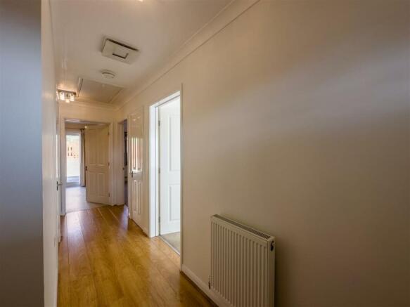 22 Thorncliffe Road-5.jpg