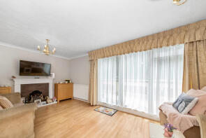 55, Kimbolton Close, London SE12 0JH