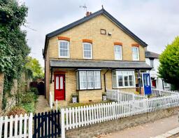2b, Knight Street, Sawbridgeworth CM21 9AT