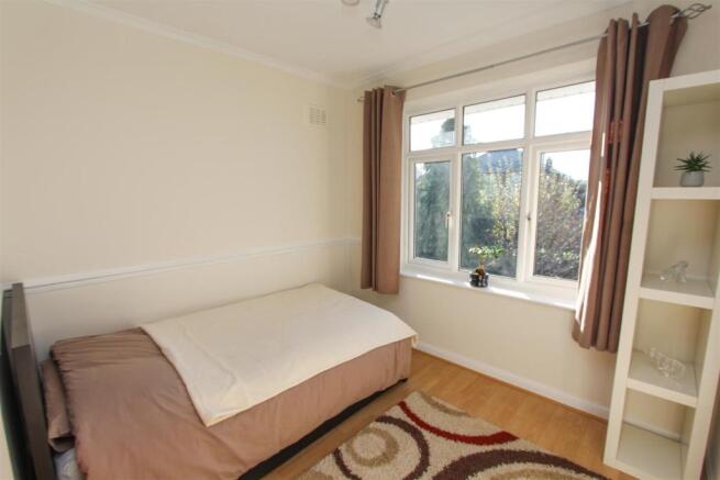 Bedroom 4.jpg