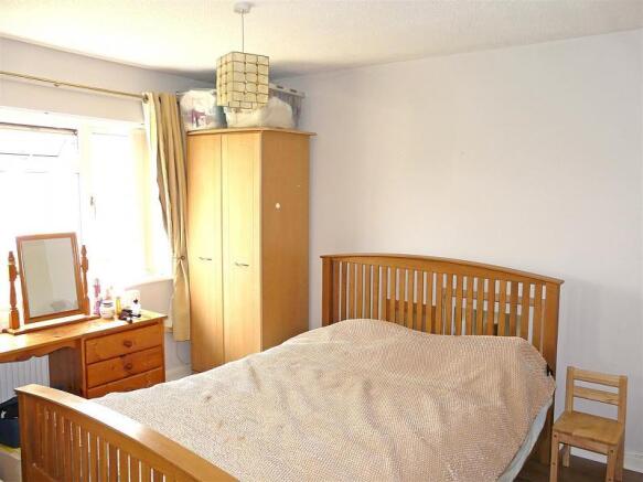 bed 1