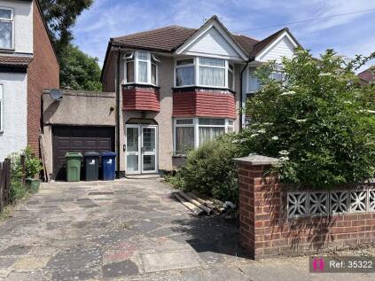 Eskdale Avenue, Northolt