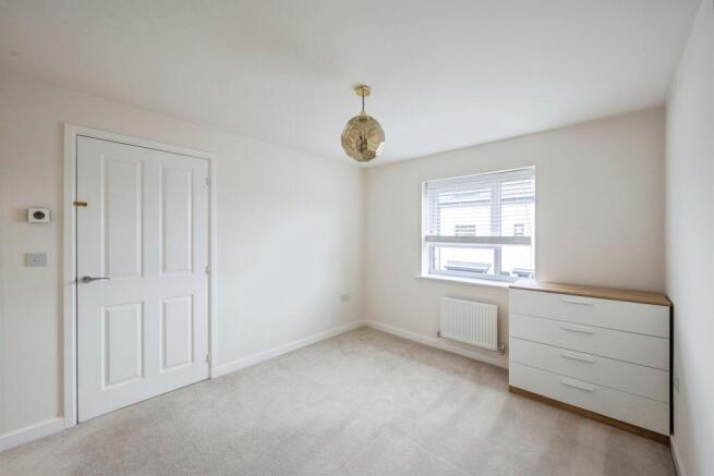 4 bed Detached for sale Image 10