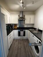 Flat 3, 63 French Court, Castle Way, Southampton SO14 2DZ