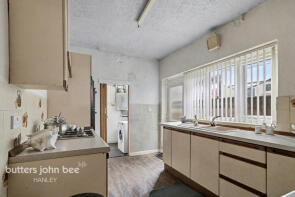 54, Park Road, Burslem, Stoke-on-trent ST6 1EJ