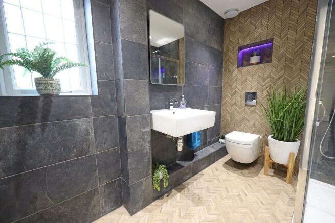 Family Shower Room