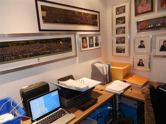 HOME OFFICE