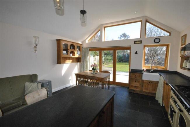 Kitchen/Breakfast Ro