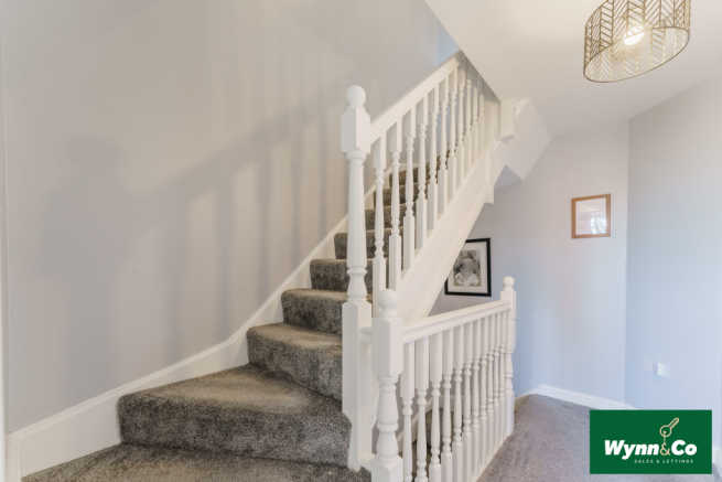 4 bed Town House for sale Image 8