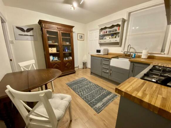 2 Bedroom End of Terrace Home