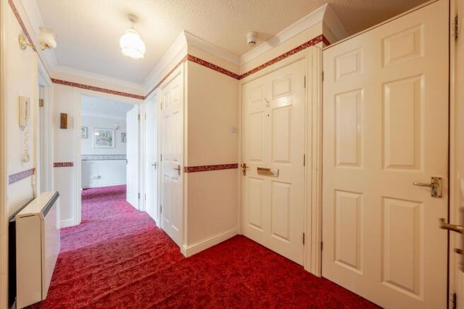 2 bed Flat for sale Image 5