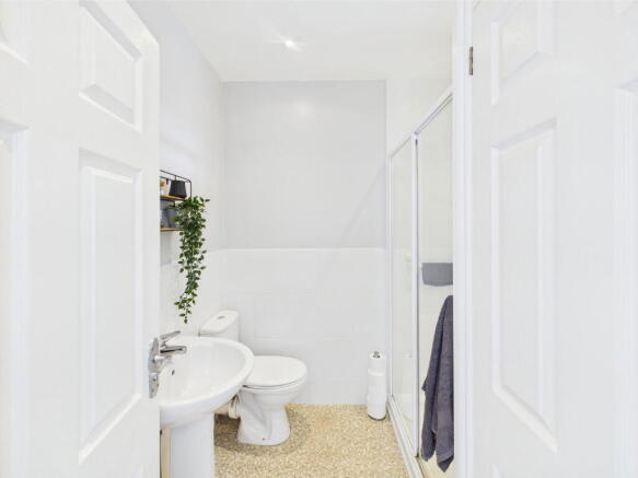 1 bed Flat for sale Image 8