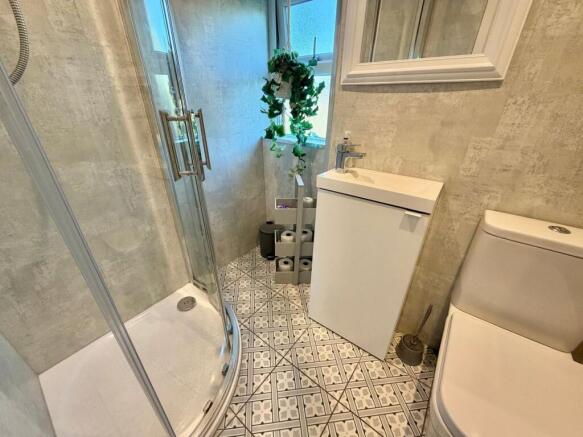 2 bed Terraced for sale Image 11