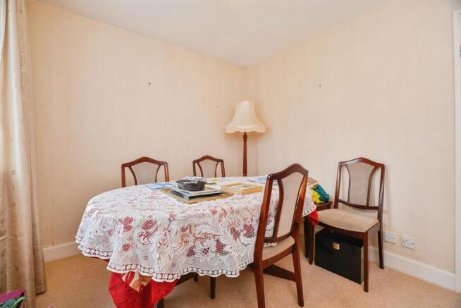 2 bed Detached Bungalow for sale Image 7
