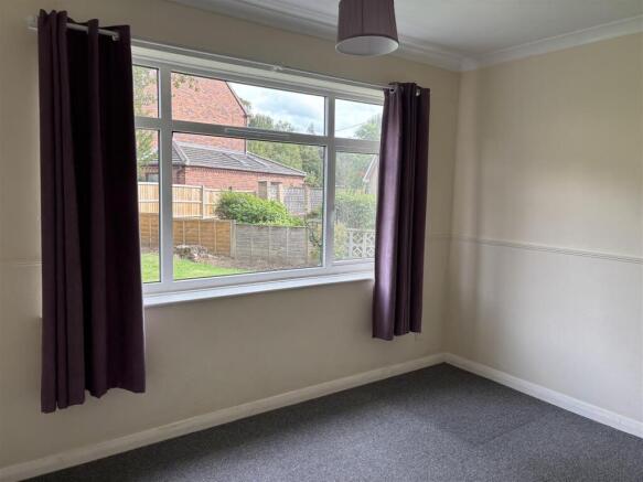 3 bed Detached Bungalow for sale Image 11