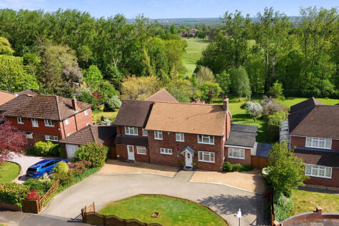 Fairway Avenue, Tilehurst, Reading, Berkshire, RG30